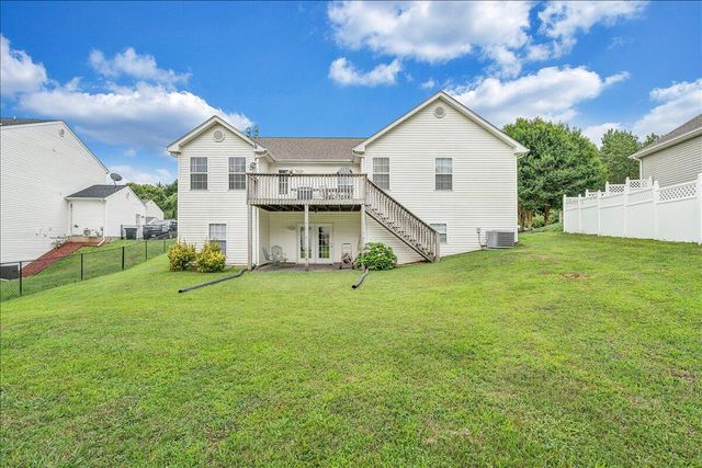 4633 Nevis DR, Salem, VA 24153