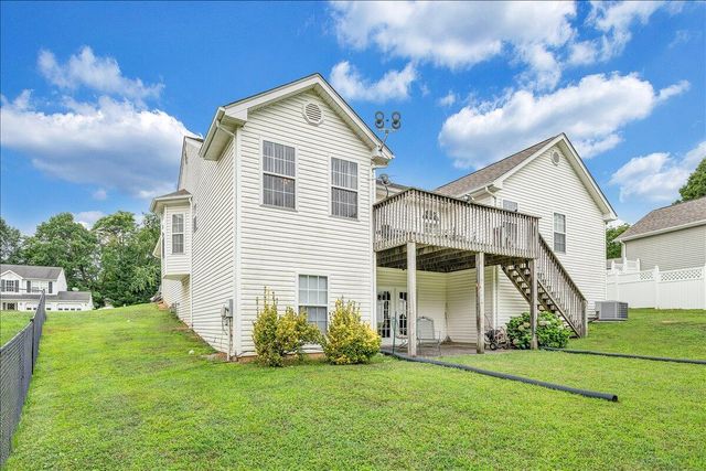 4633 Nevis DR, Salem, VA 24153