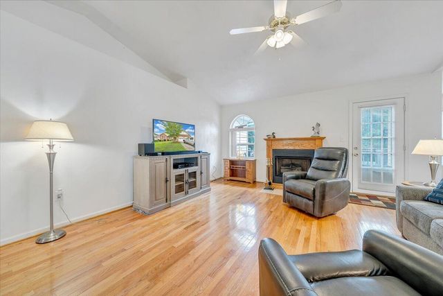 4633 Nevis DR, Salem, VA 24153