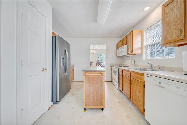 4633 Nevis DR, Salem, VA 24153