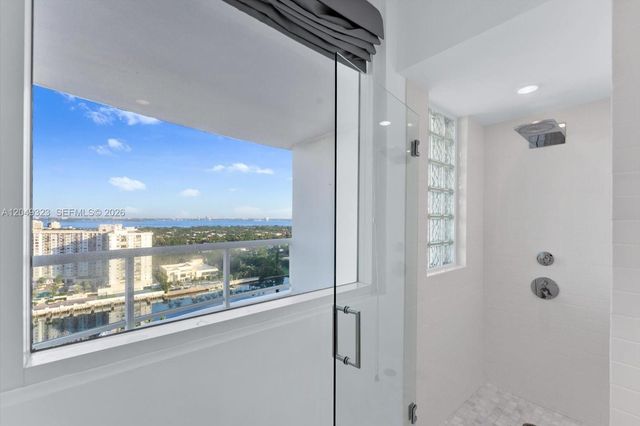 4201 Collins Ave 2301, Miami Beach, FL 33140