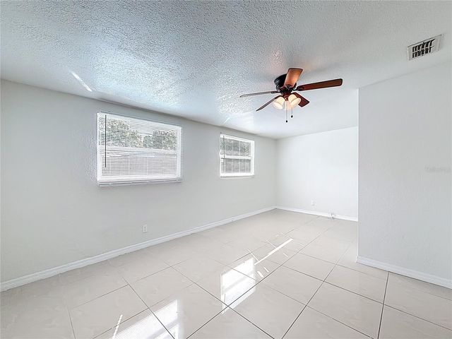 15525 BEDFORD CIRCLE E, Clearwater, FL 33764