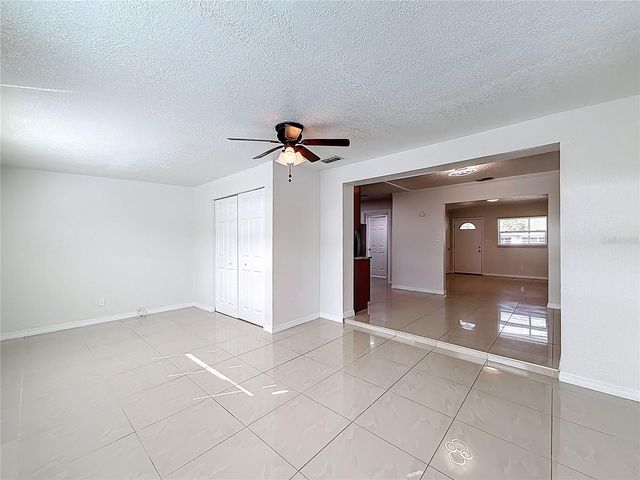 15525 BEDFORD CIRCLE E, Clearwater, FL 33764