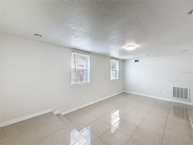 15525 BEDFORD CIRCLE E, Clearwater, FL 33764