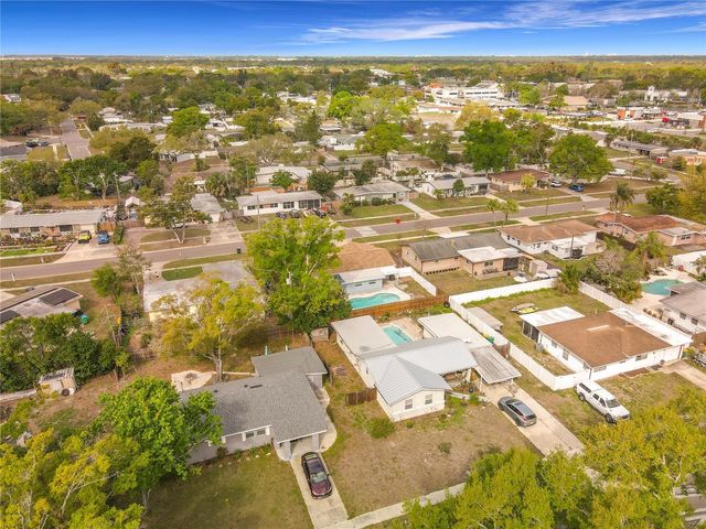 15525 BEDFORD CIRCLE E, Clearwater, FL 33764