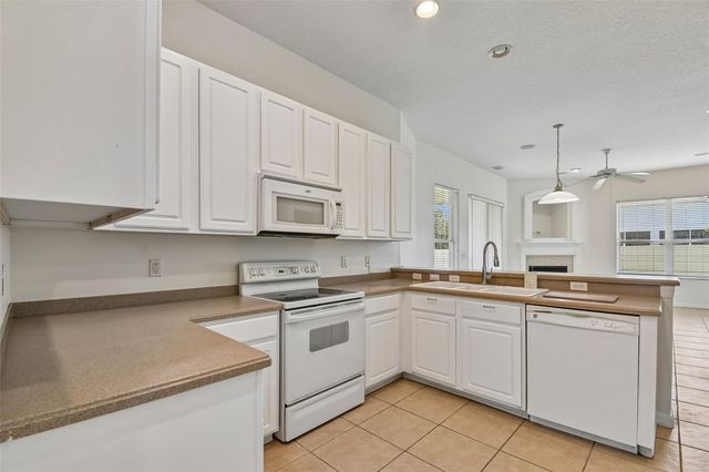 2337 TREYMORE DRIVE, Orlando, FL 32825