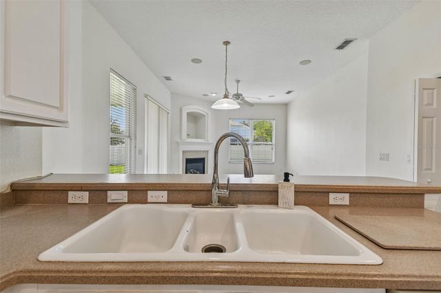 2337 TREYMORE DRIVE, Orlando, FL 32825