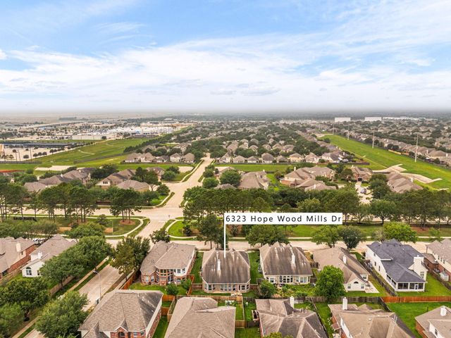 6323 Hope Wood Mills Drive, Katy, TX 77494