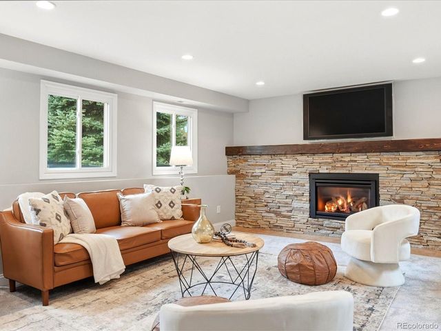 6998 E Long Ave, Centennial, CO 80112