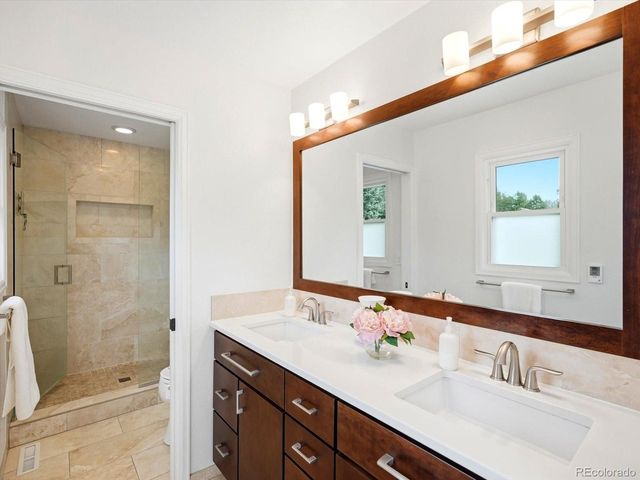 6998 E Long Ave, Centennial, CO 80112