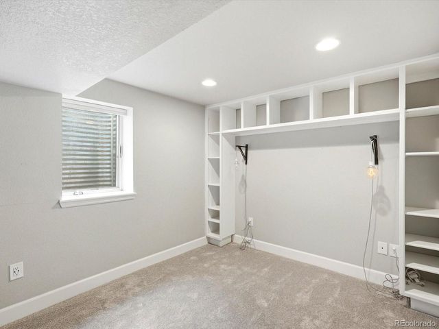 6998 E Long Ave, Centennial, CO 80112