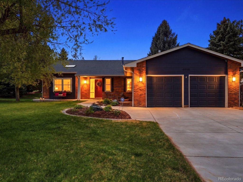 6998 E Long Ave, Centennial, CO 80112