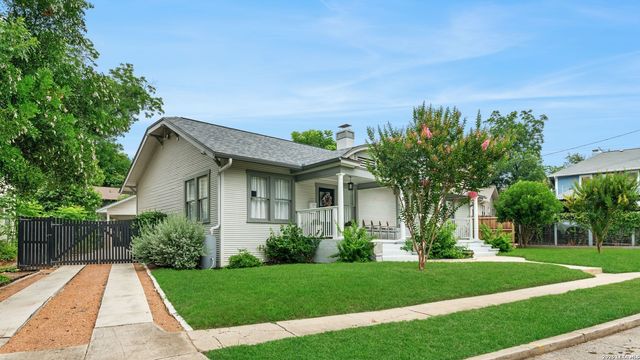 431 Queens Crescent St, San Antonio, TX 78212