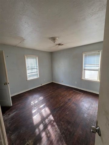 2405 NW 13th, Lawton, OK 73507