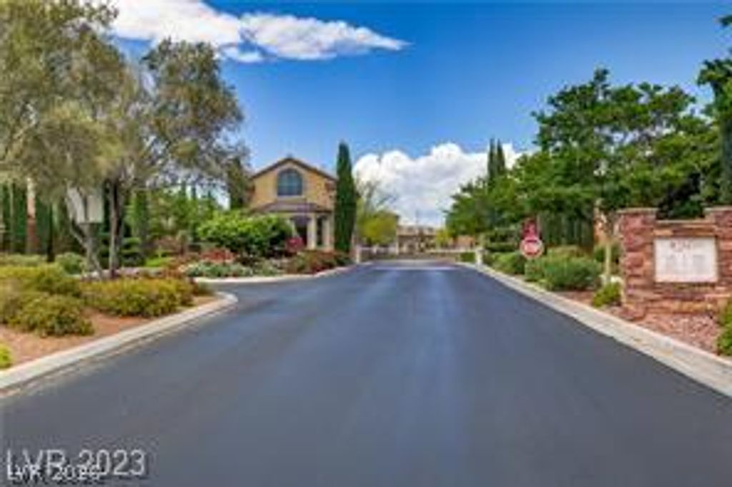 2312 Malaga Peak Street, Las Vegas, NV 89135