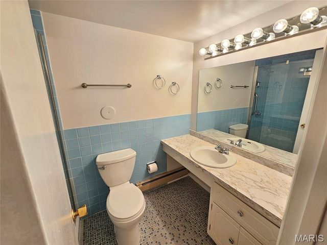 1672 Herault Place A, St Louis, MO 63125