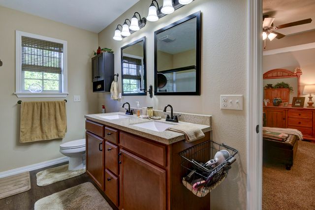 136 Moberly Mill Road, Branson, MO 65616