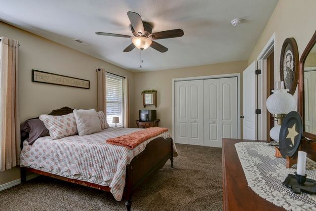 136 Moberly Mill Road, Branson, MO 65616