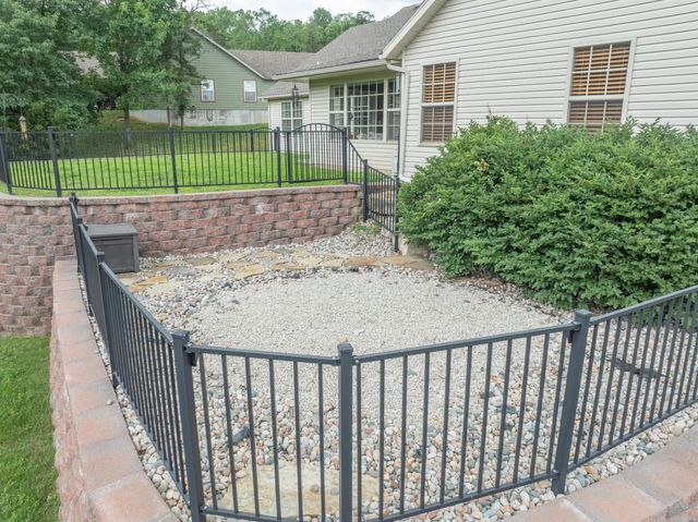 136 Moberly Mill Road, Branson, MO 65616