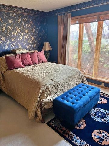 106 Brookview Road, Pittsburg, KS 66762