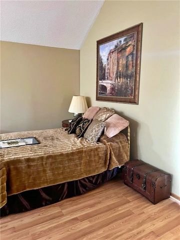 106 Brookview Road, Pittsburg, KS 66762