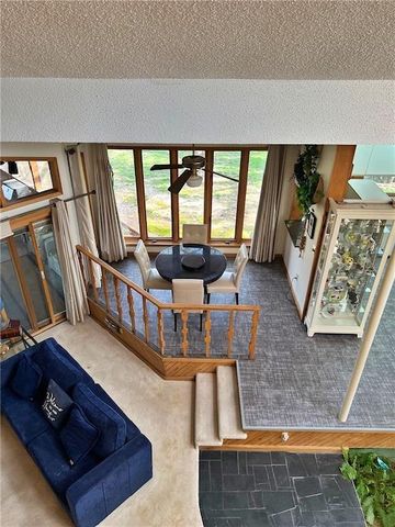 106 Brookview Road, Pittsburg, KS 66762