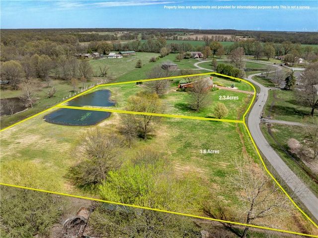 106 Brookview Road, Pittsburg, KS 66762