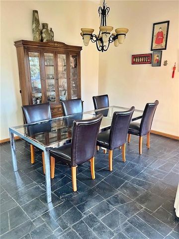 106 Brookview Road, Pittsburg, KS 66762