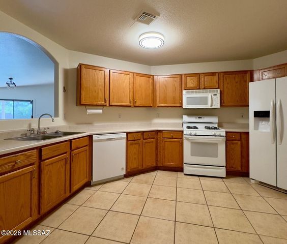 10366 E Roywood Way, Tucson, AZ 85747