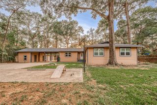 15360 Lilly Drive, Conroe, TX 77384