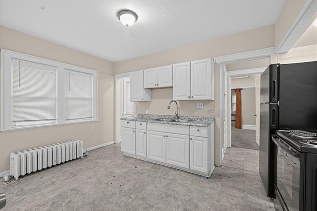 2718 N 46th STREET, Milwaukee, WI 53210