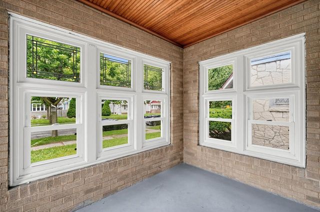 2718 N 46th STREET, Milwaukee, WI 53210