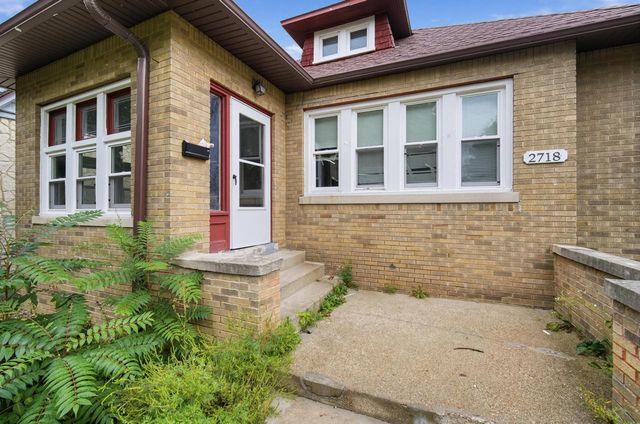 2718 N 46th STREET, Milwaukee, WI 53210