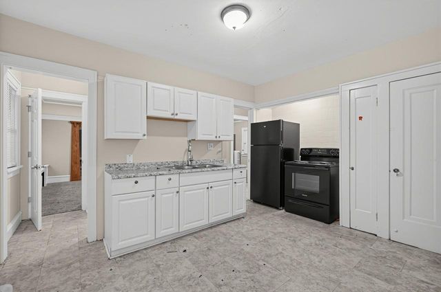 2718 N 46th STREET, Milwaukee, WI 53210