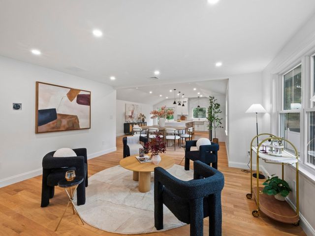 175 West St, Reading, MA 01867