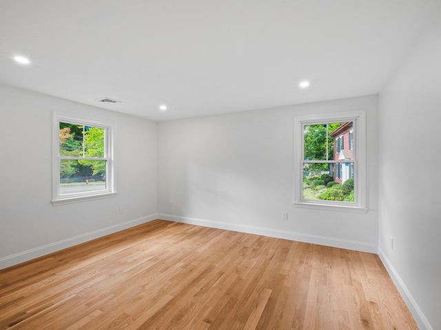 175 West St, Reading, MA 01867