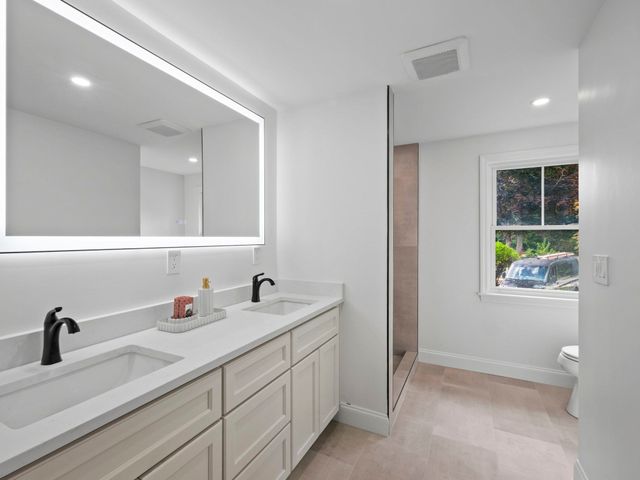 175 West St, Reading, MA 01867