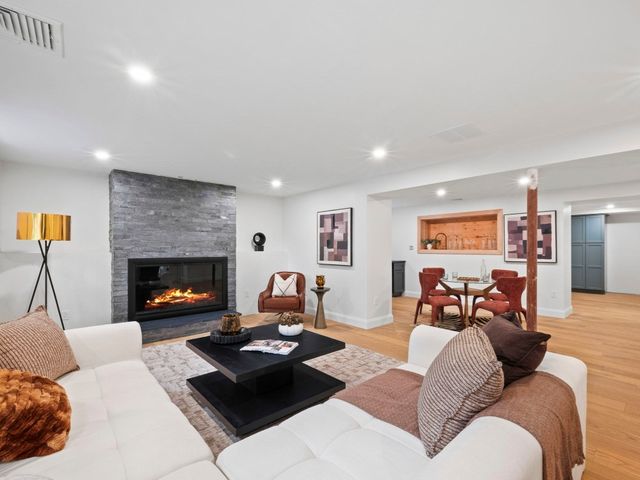 175 West St, Reading, MA 01867