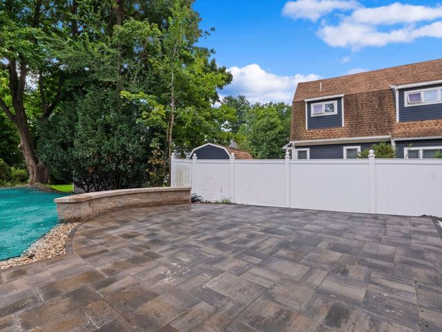 175 West St, Reading, MA 01867