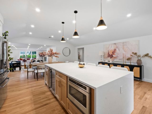 175 West St, Reading, MA 01867