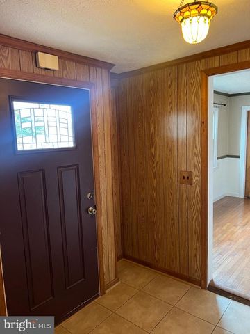 1244 MOUNTAIN VIEW RD, Fredericksburg, VA 22406