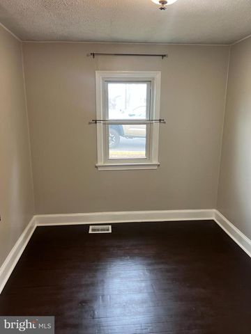 1244 MOUNTAIN VIEW RD, Fredericksburg, VA 22406