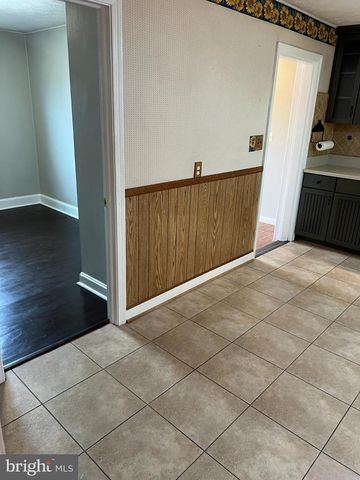 1244 MOUNTAIN VIEW RD, Fredericksburg, VA 22406