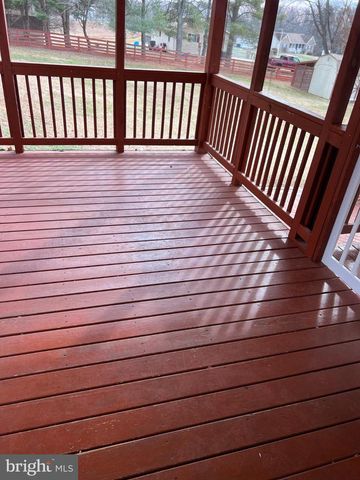 1244 MOUNTAIN VIEW RD, Fredericksburg, VA 22406