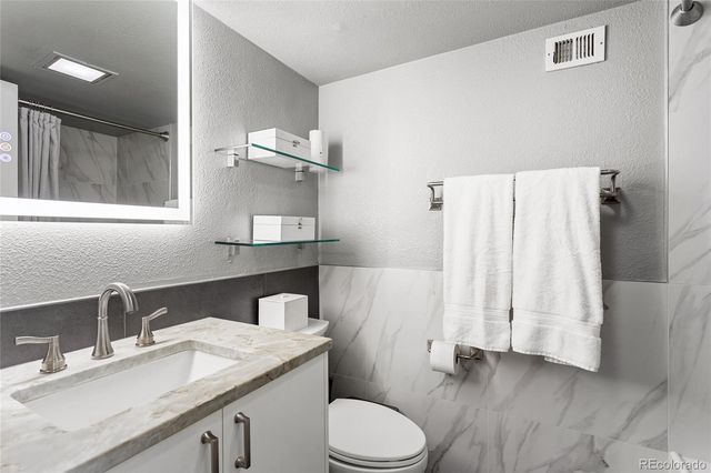 789 N Clarkson Street 605, Denver, CO 80218