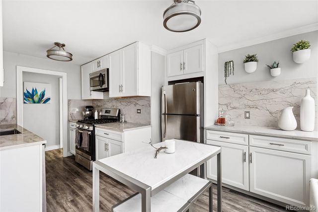 789 N Clarkson Street 605, Denver, CO 80218