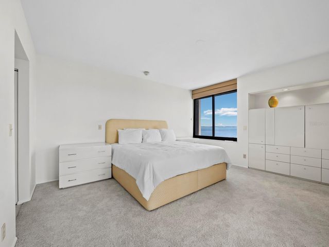 2020 HARBOURSIDE DRIVE 457, Longboat Key, FL 34228
