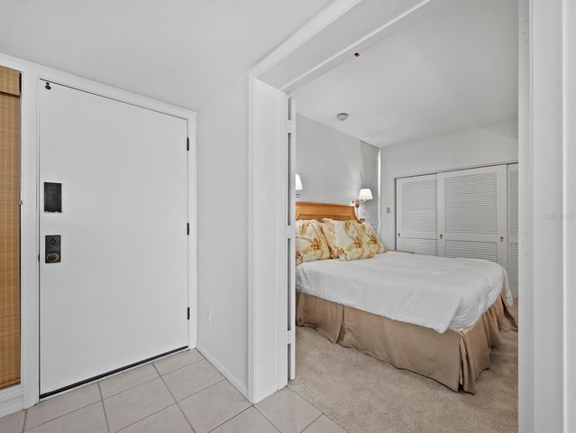 2020 HARBOURSIDE DRIVE 457, Longboat Key, FL 34228