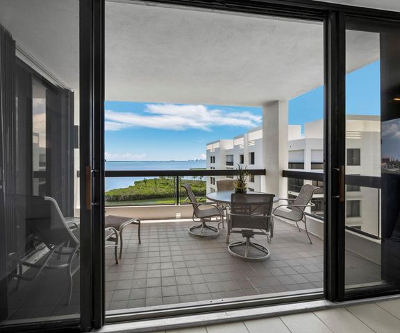 2020 HARBOURSIDE DRIVE 457, Longboat Key, FL 34228