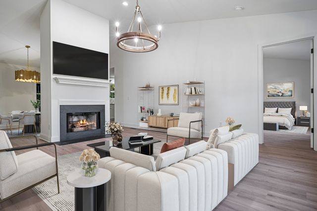 812 Hunters Crossing Ln, Springfield, TN 37172